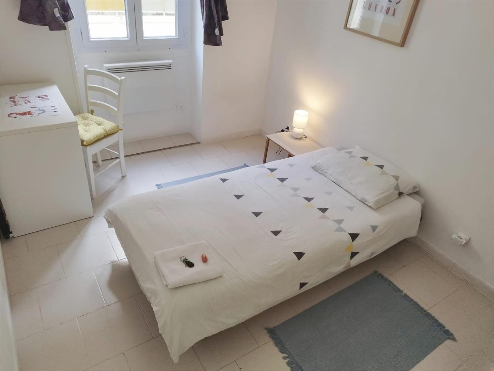 Private Room In Shared Apartment In The Center Of Nice Ngoại thất bức ảnh